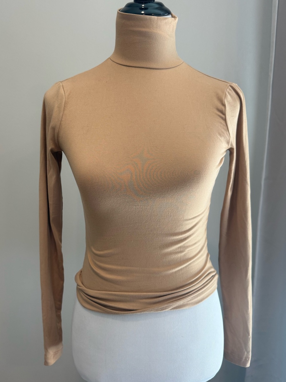 Urban Outfitters Open Back Mock Neck Long Sleeve Top XS Tan Nude